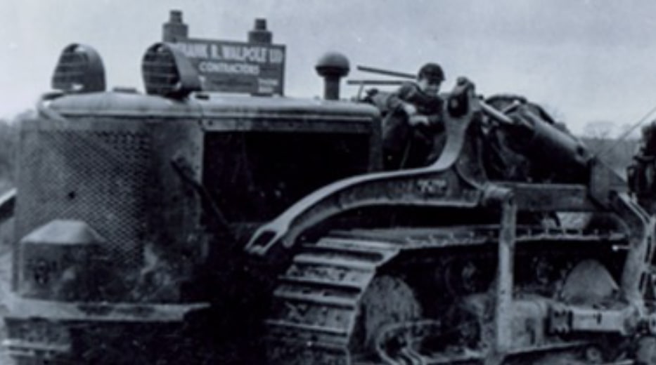 1947 Mundy Hill. Bulldozer TD18 